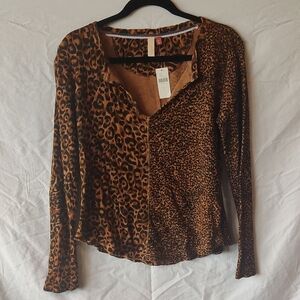 Pilcro Leopard Print Long Sleeve Thermal Top Size S